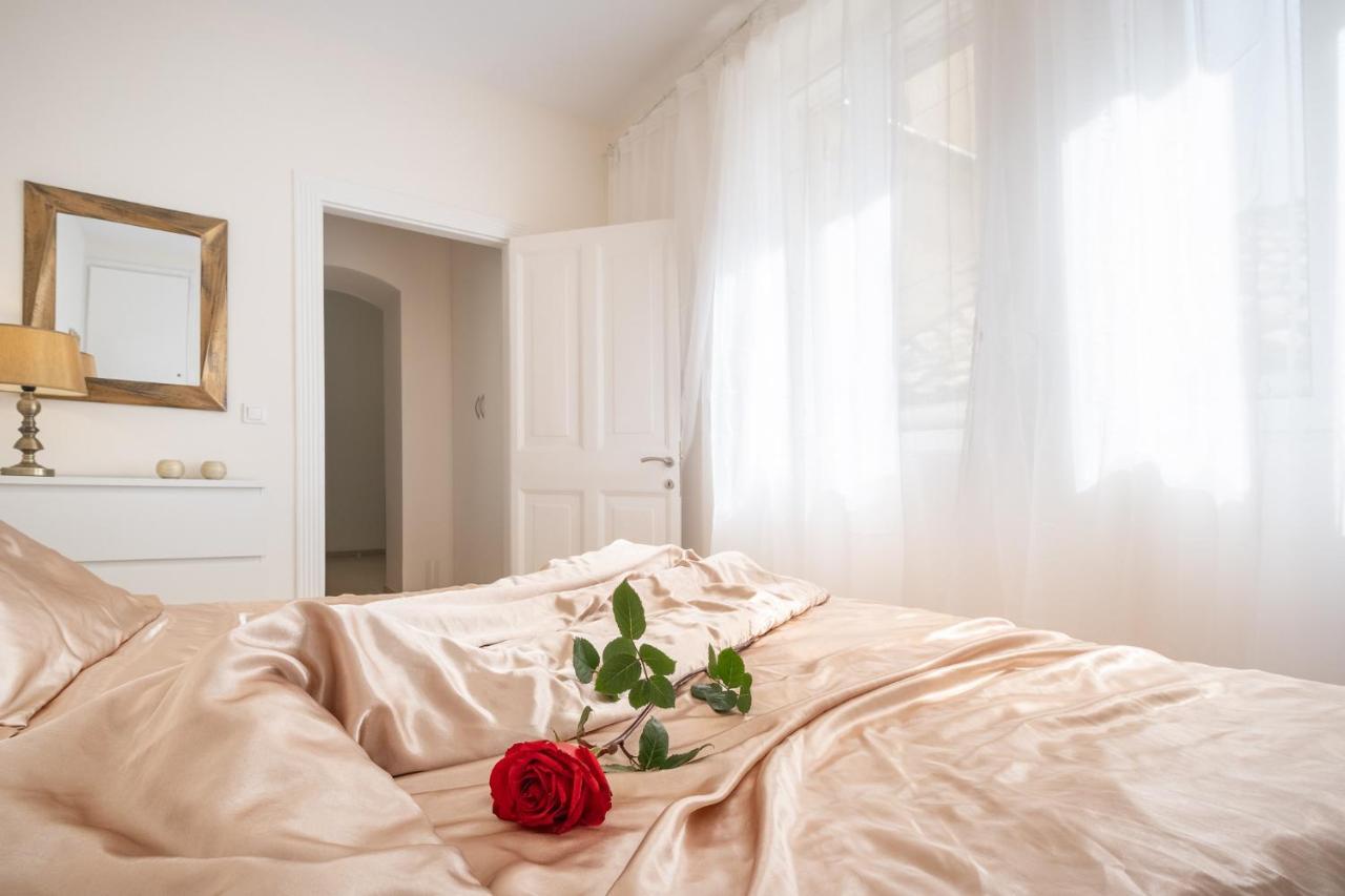 Nadiona Suites Red & Cream Corfu  Экстерьер фото