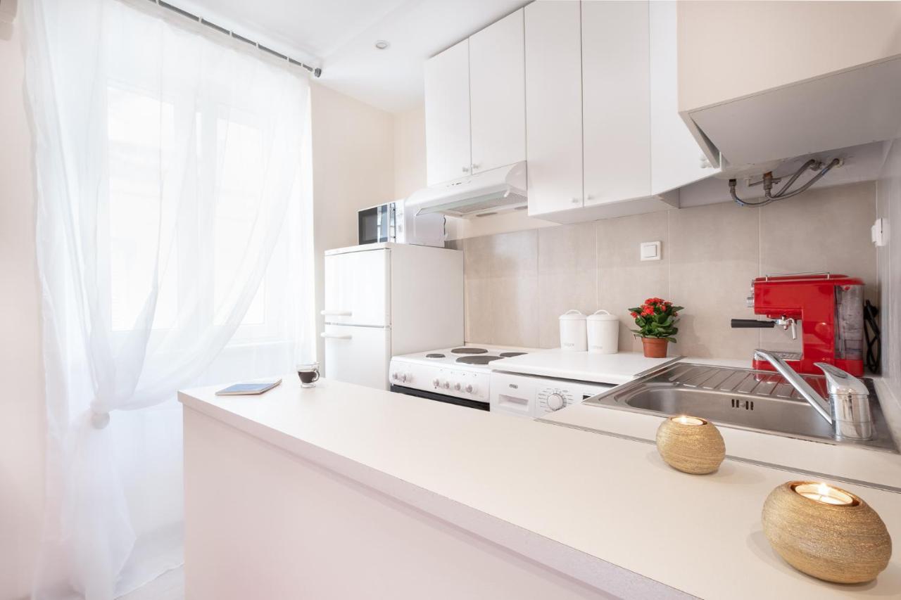 Nadiona Suites Red & Cream Corfu  Экстерьер фото