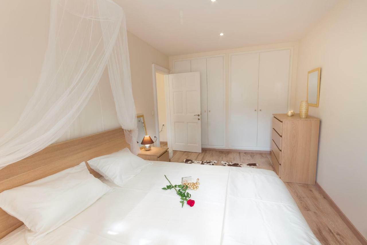 Nadiona Suites Red & Cream Corfu  Экстерьер фото